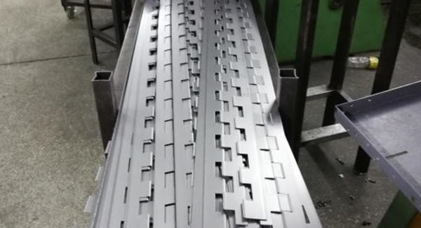 普及合頁(yè)基本知識(shí)，學(xué)會(huì)挑選長(zhǎng)合頁(yè)等東莞合頁(yè)東莞鉸鏈