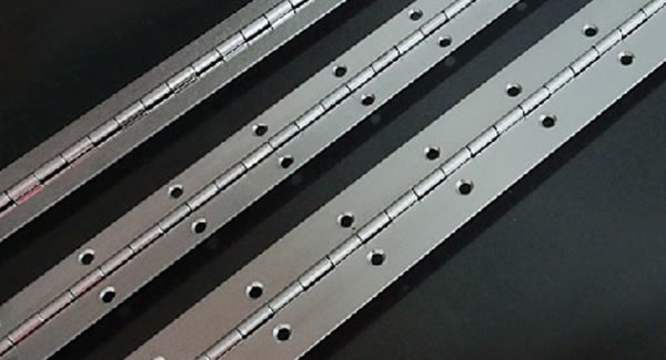 哪個廠家專業(yè)生產(chǎn)長合頁，自動化合頁？首選東莞廣有五金廠