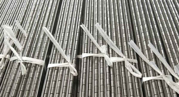 堅固耐用還得靠長合頁|廣有五金&東莞合頁